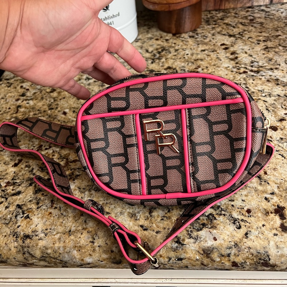Rampage fanny pack